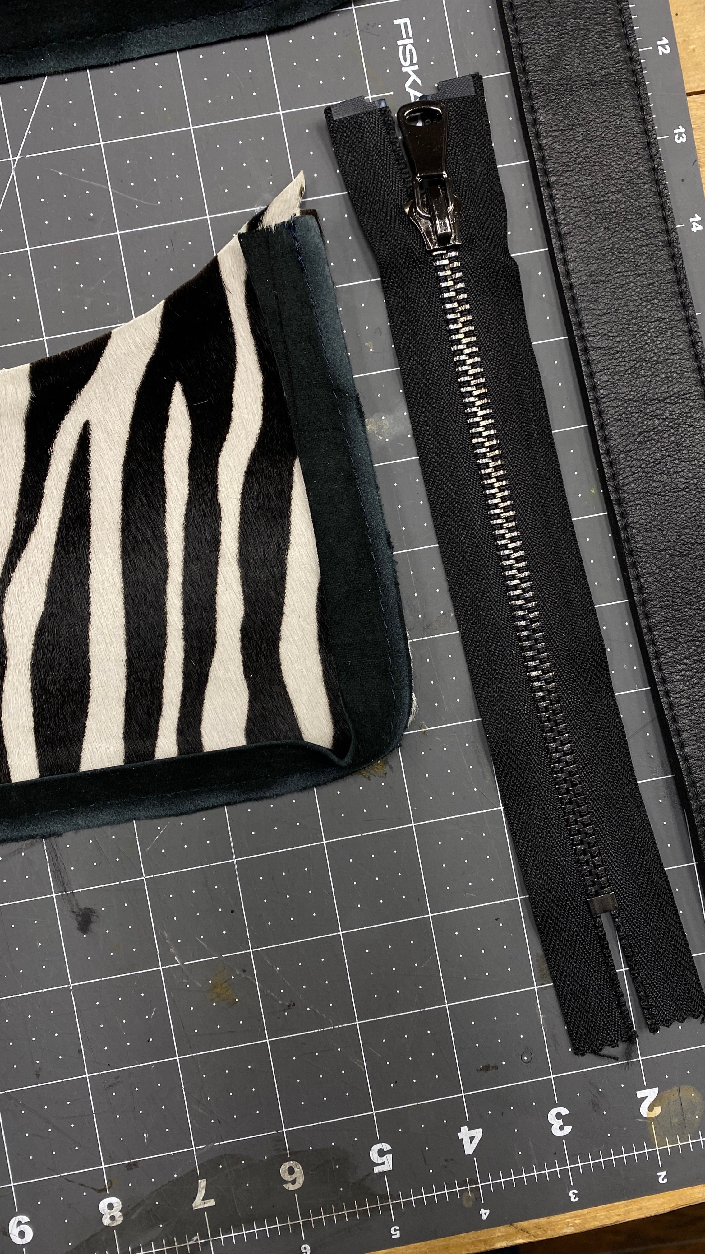 [Zebre] Handbag